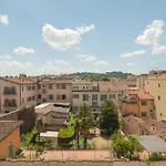 Your Home In Florence Next To The Central Train Station
